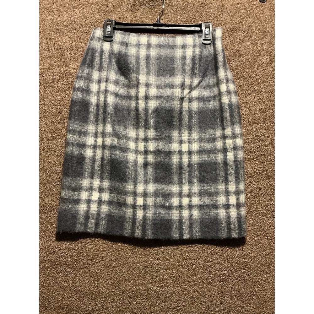 Pendleton Women Gray /White Plaid Classic Preppy Wool‎ Skirt Size 8 Petite VTG